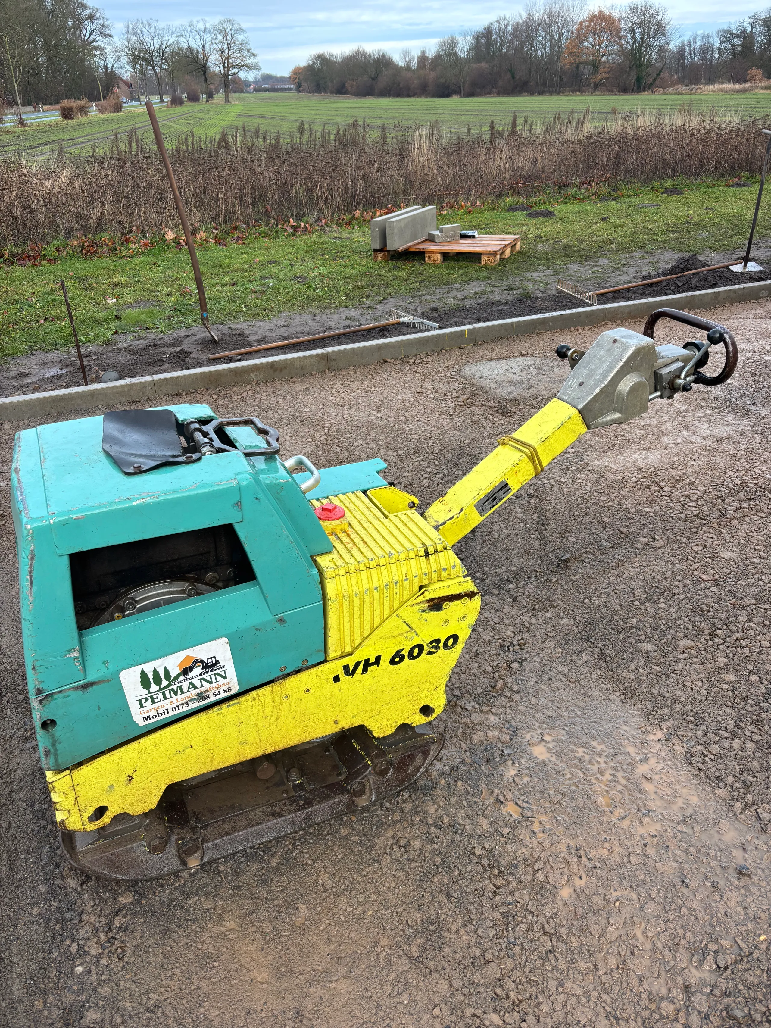 Rüttelplatte Ammann AVH 6030 - Hauptbild